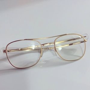 Military issued subscription aviator glasses
